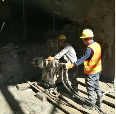 罗甸水下抗分散灌浆料特点 水下不分散注浆料介绍